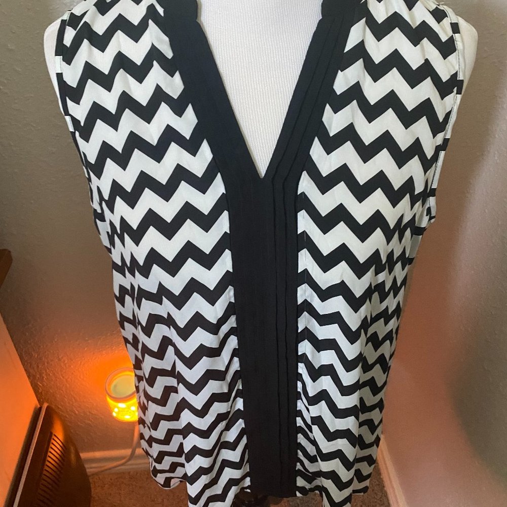 Neiman Marcus Blouse size L